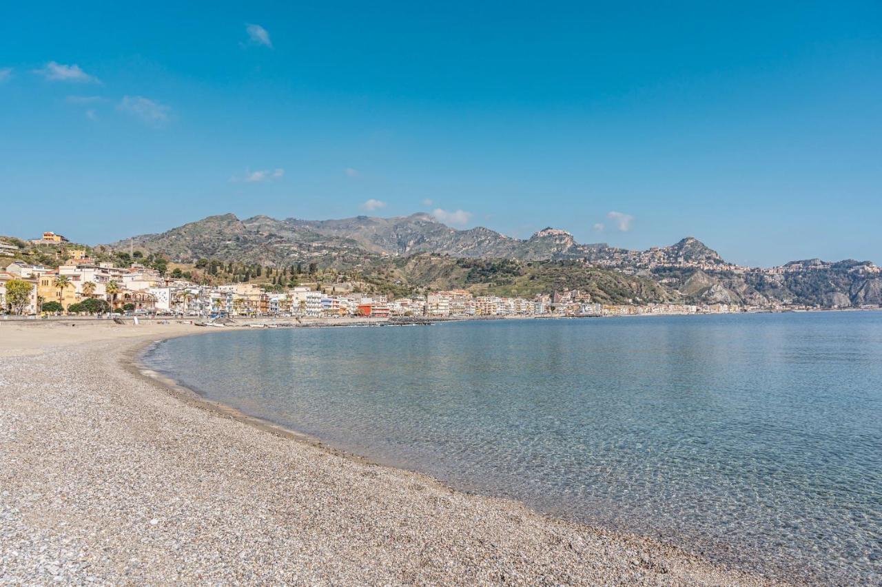Naxos Bay Flat With Terrace 50 Meters From The Sea Apartment จีอาร์ดีนี นักซอส ภายนอก รูปภาพ