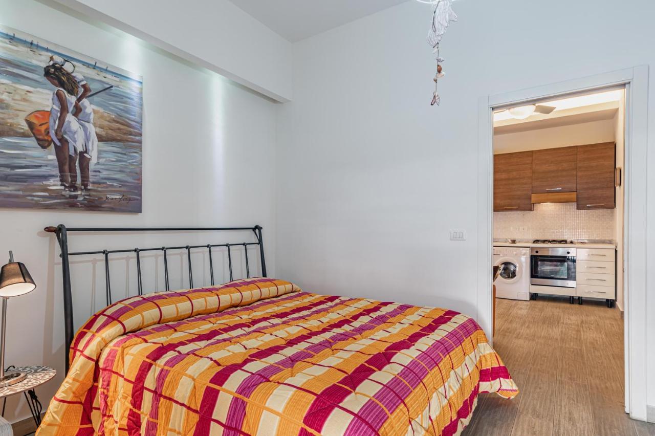 Naxos Bay Flat With Terrace 50 Meters From The Sea Apartment จีอาร์ดีนี นักซอส ภายนอก รูปภาพ