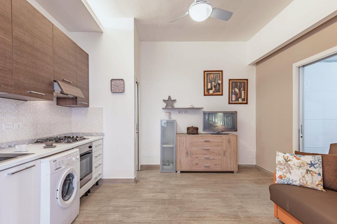 Naxos Bay Flat With Terrace 50 Meters From The Sea Apartment จีอาร์ดีนี นักซอส ภายนอก รูปภาพ