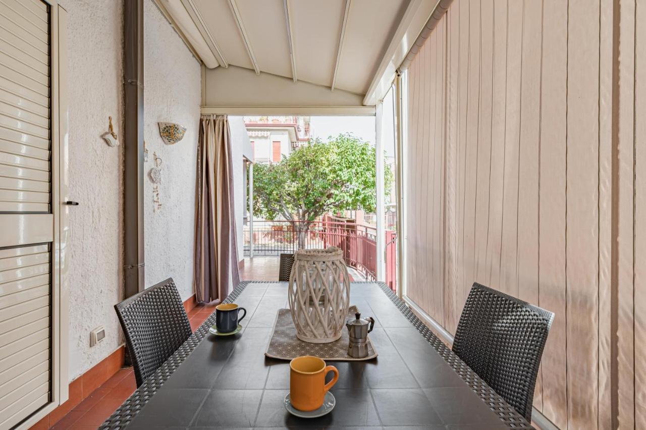 Naxos Bay Flat With Terrace 50 Meters From The Sea Apartment จีอาร์ดีนี นักซอส ภายนอก รูปภาพ